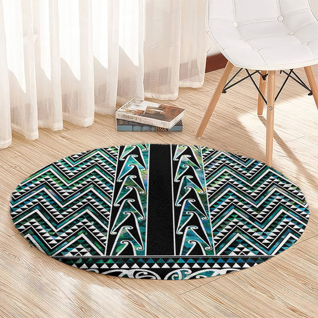 New Zealand Maori Niho Taniwha Round Carpet Papua Shell - Mangopare Puhoro Pattern