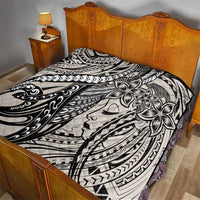 Polynesian Girl Tribal Tattoo Quilt Beige Vibe