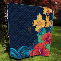 Polynesian Hibiscus Flower Waves Pattern Quilt
