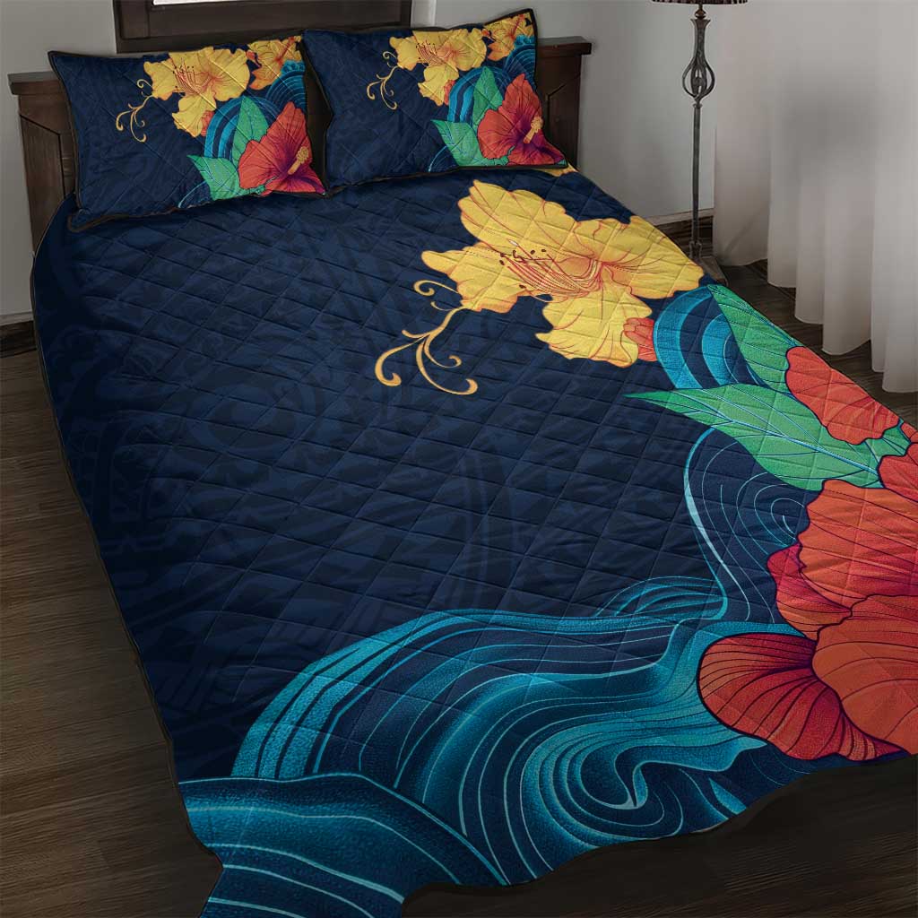 Polynesian Hibiscus Flower Waves Pattern Quilt Bed Set