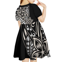 Polynesian Plumeria Floral Tattoo Pattern Kid Short Sleeve Dress Beige Style