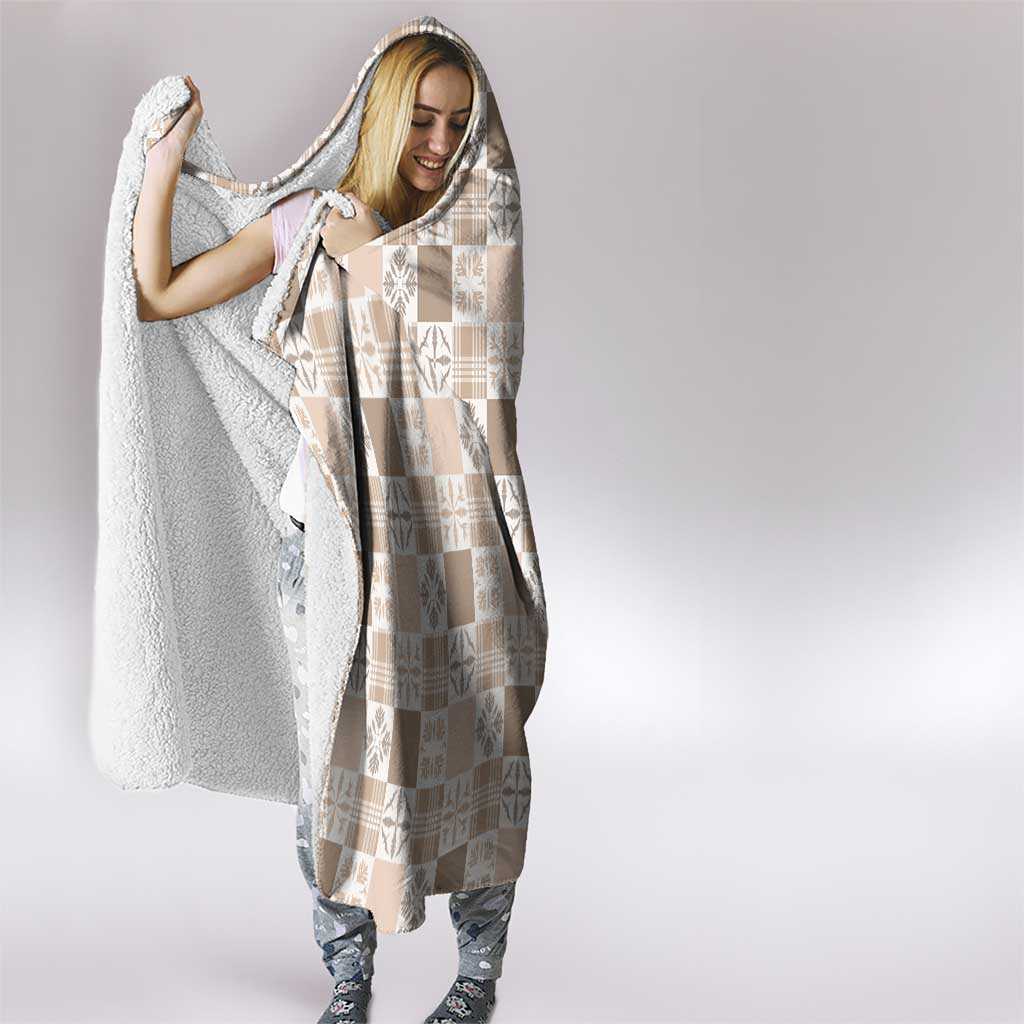 Hawaiian Palaka Quilt Pattern Hooded Blanket Hawaii Culture Bird of Paradise Exotic Motif - Polynesian Pride