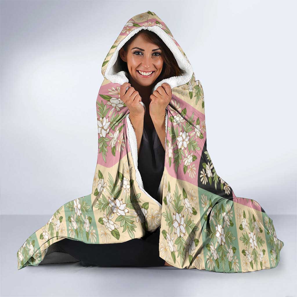 Seamless Pattern Maile and Pikake Lei Hooded Blanket Squares Maile Leaf - Polynesian Pride