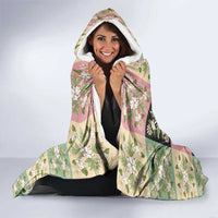 Seamless Pattern Maile and Pikake Lei Hooded Blanket Squares Maile Leaf - Polynesian Pride