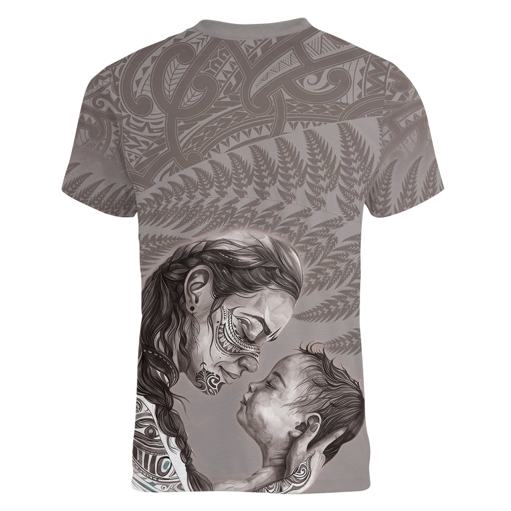 New Zealand Mother's Day Women V-Neck T-Shirt Maori Mo Toku Mama Silver Fern