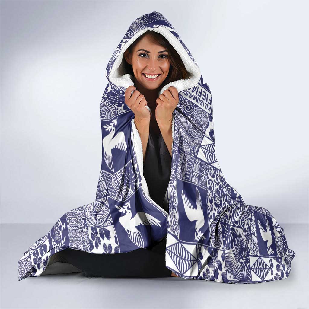 Blue Tonga Kilisimasi Fiefia Hooded Blanket Pacific Patchwork Xmas Vibes - Polynesian Pride