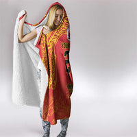 Queensland Papua New Guinea Custom Hooded Blanket All Red Pacific PNG Tribal Style LT9 - Polynesian Pride