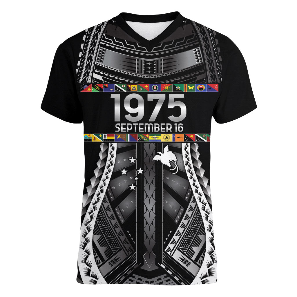 Independen Stet bilong Papua Niugini 1975 Women V-Neck T-Shirt Black Tribal Papua New Guinea Province Flag LT9 Female Black - Polynesian Pride