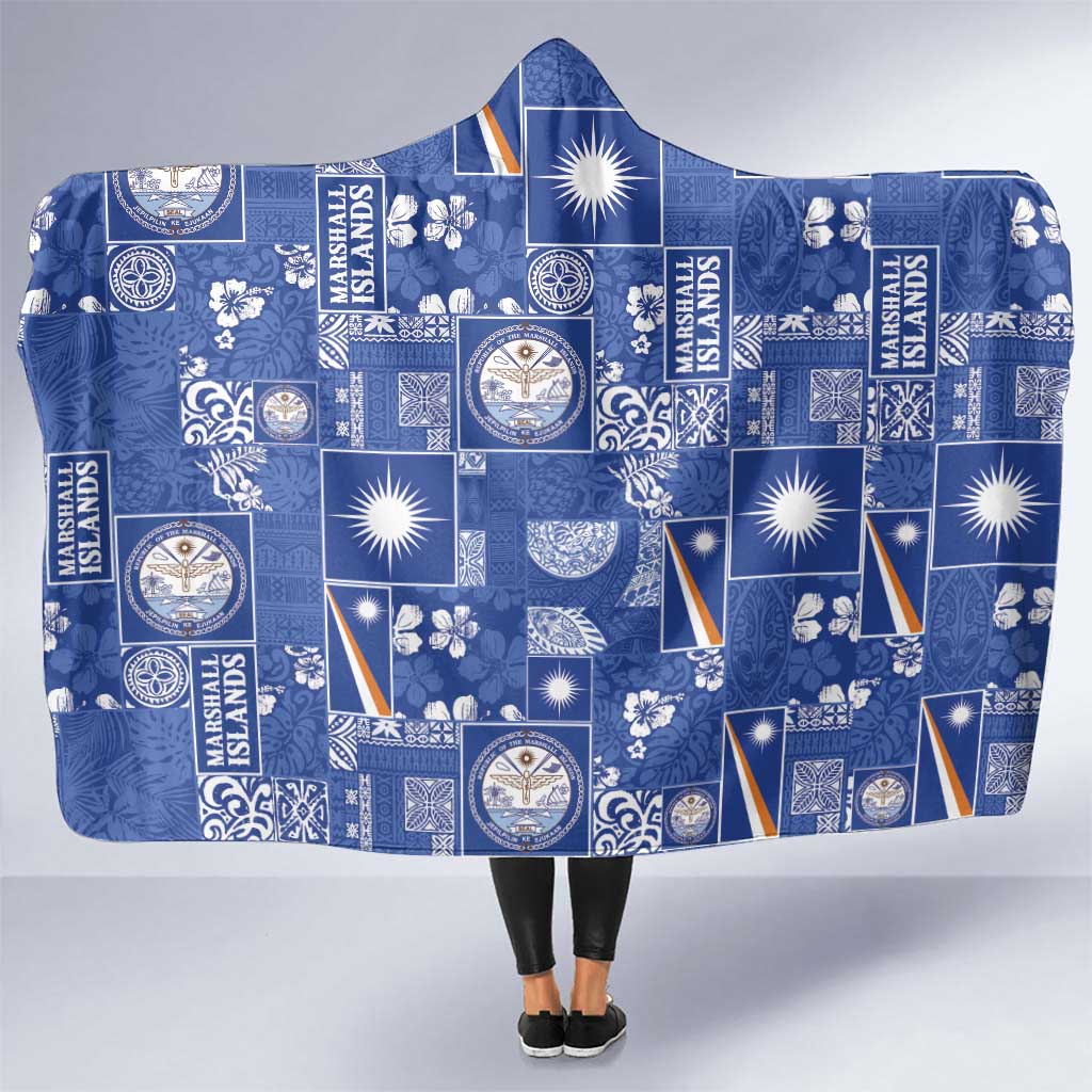 Marshall Islands Merry Christmas Hooded Blanket Pacific Patchwork Xmas Vibes - Polynesian Pride