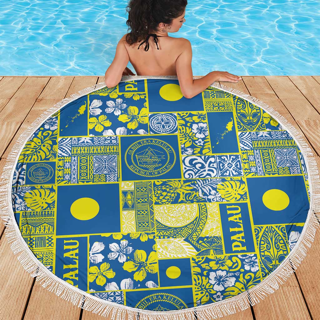 Palau Ungil Kurismas Beach Blanket Pacific Patchwork Xmas Vibes - Polynesian Pride