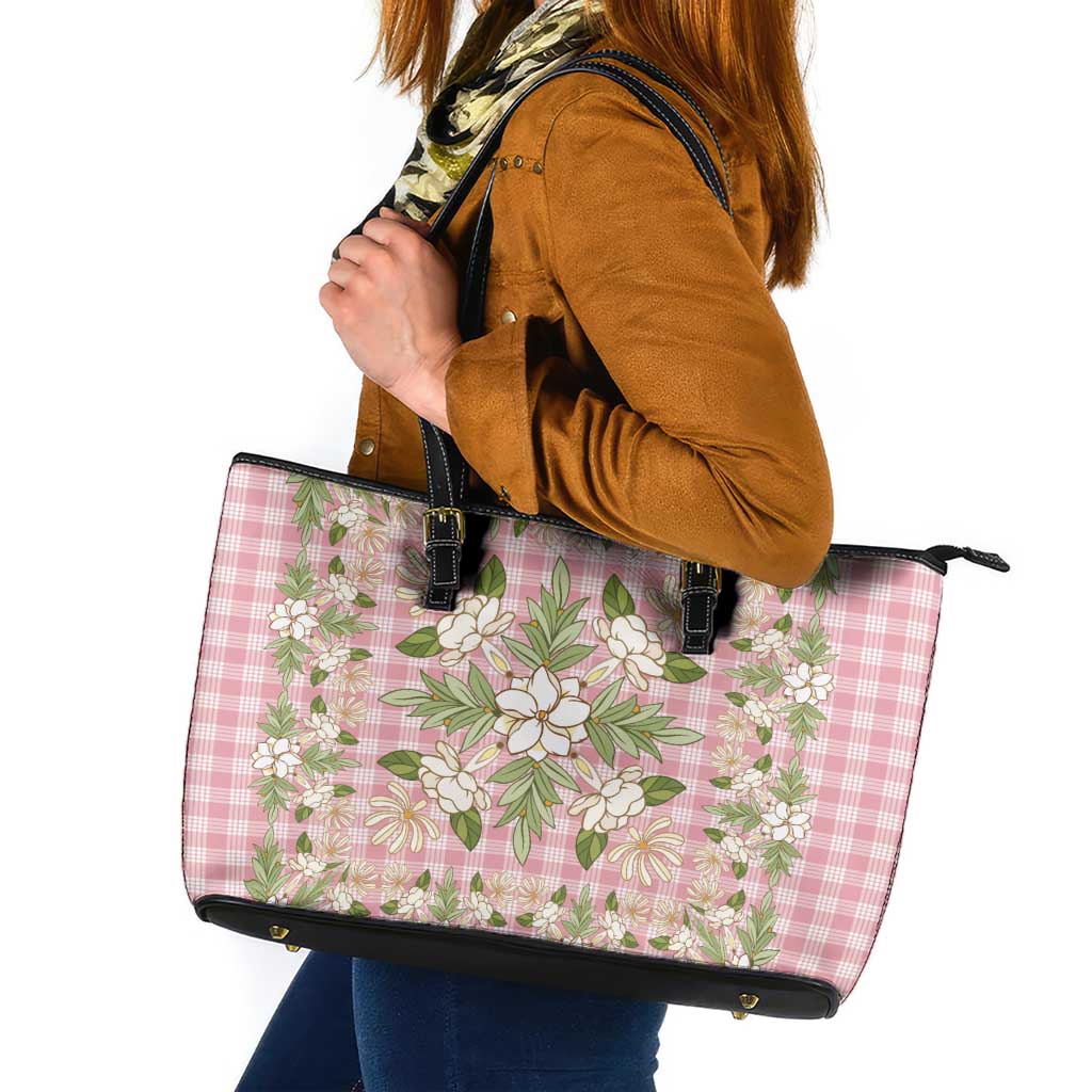 Squares Maile Leaf Leather Tote Bag Pink Palaka Hawaiian Quilt Pattern - Polynesian Pride