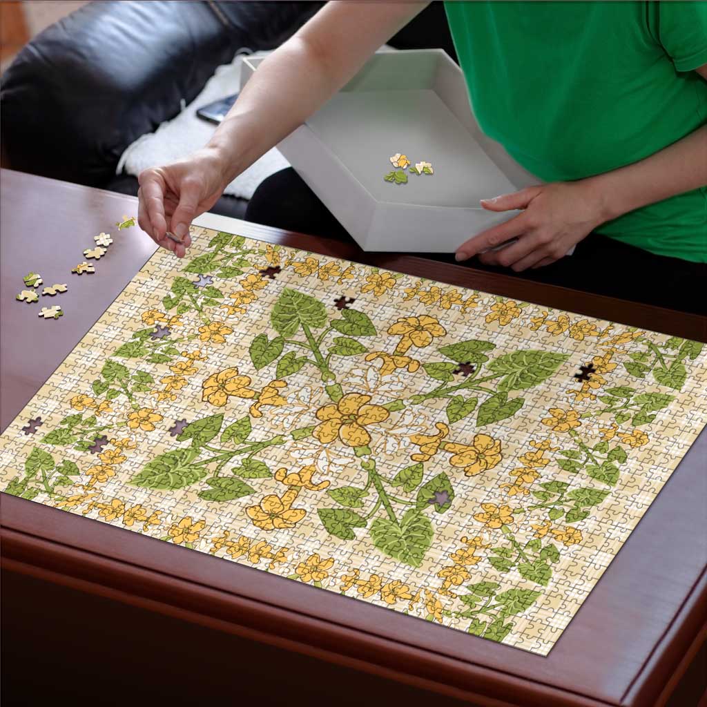 Squares Puakenikeni and Kalo Puzzle Beige Palaka Hawaiian Quilt Pattern - Polynesian Pride