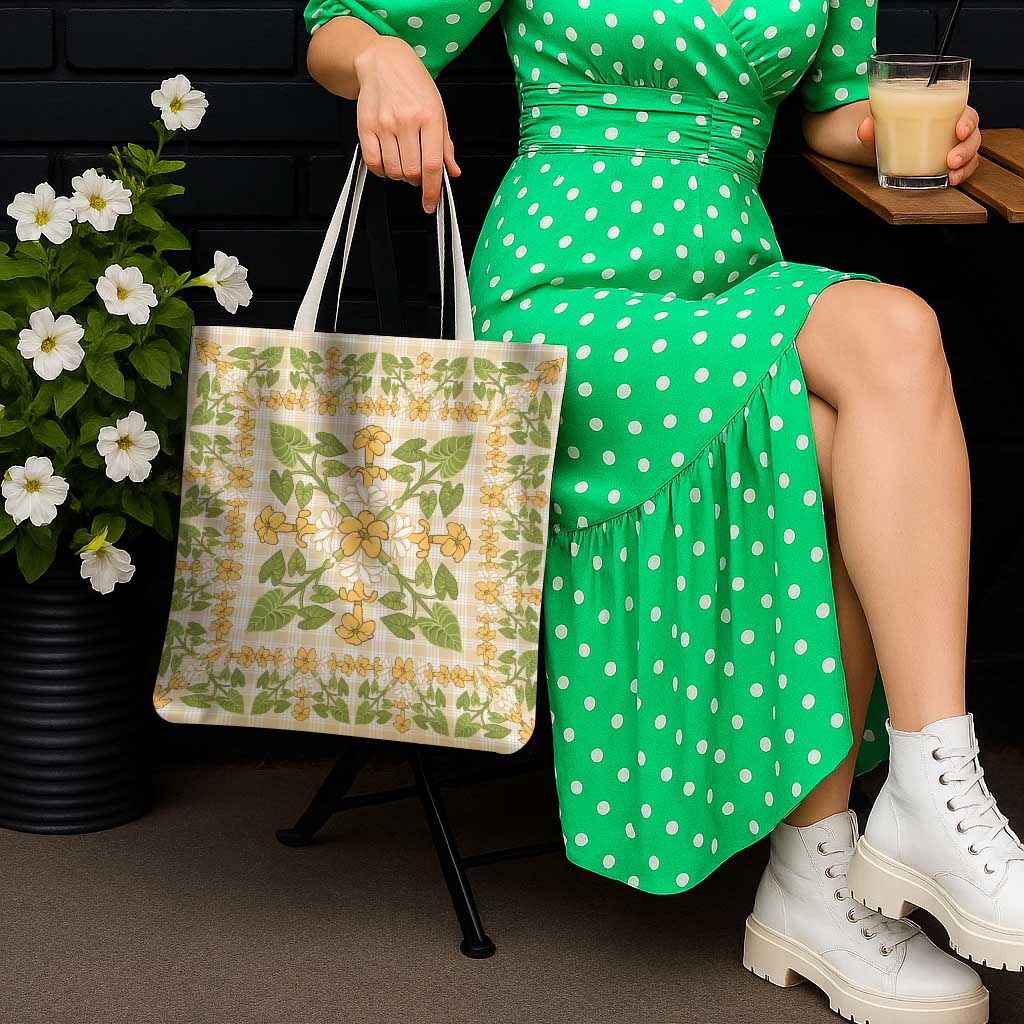 Squares Puakenikeni and Kalo Tote Bag Beige Palaka Hawaiian Quilt Pattern - Polynesian Pride