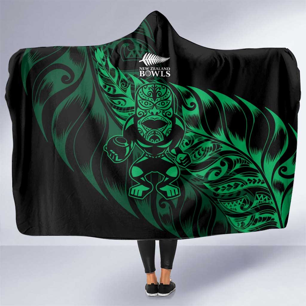 New Zealand Lawn Bowls Hooded Blanket Green Maori Warrior Tribal Silver Fern - Polynesian Pride