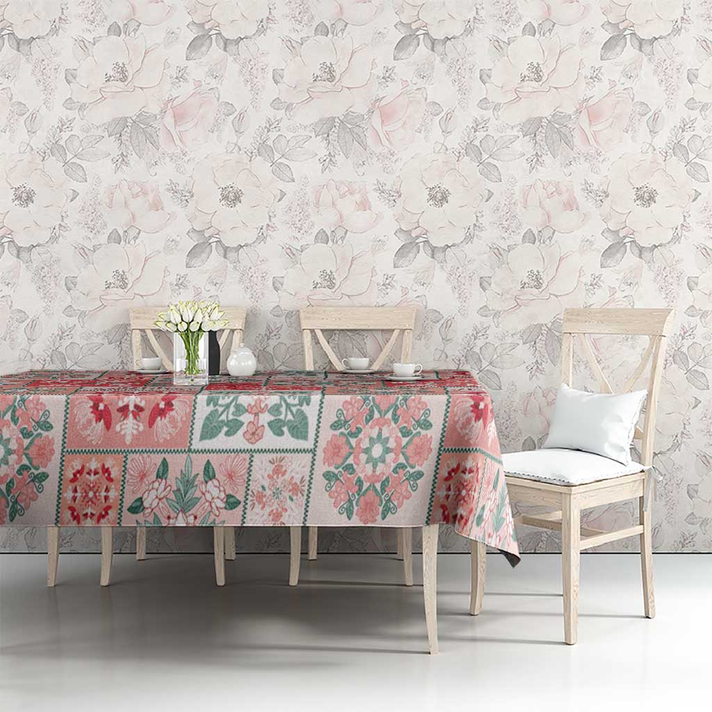 Mele Kalikimaka Hawaii Christmas Tablecloth Ulaula Seamless Floral Motif - Polynesian Pride