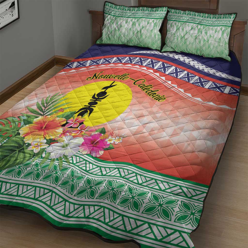 New Caledonia Nautilus Shell Quilt Bed Set Polynesian Tropical Flowers