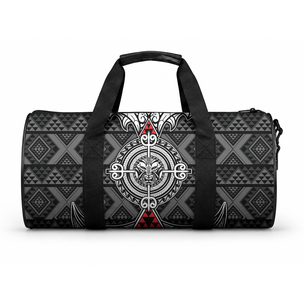 Black Aotearoa Taniko Motif Duffle Bag Vintage Maori New Zealand Tribal Art Pattern LT9 One size Black - Polynesian Pride