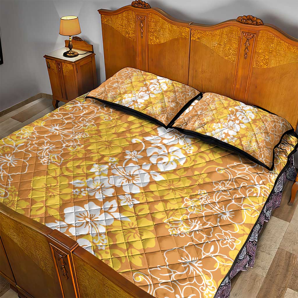 Hawaiian Lei Day Quilt Bed Set Gold Hibiscus Flowers Lei Art