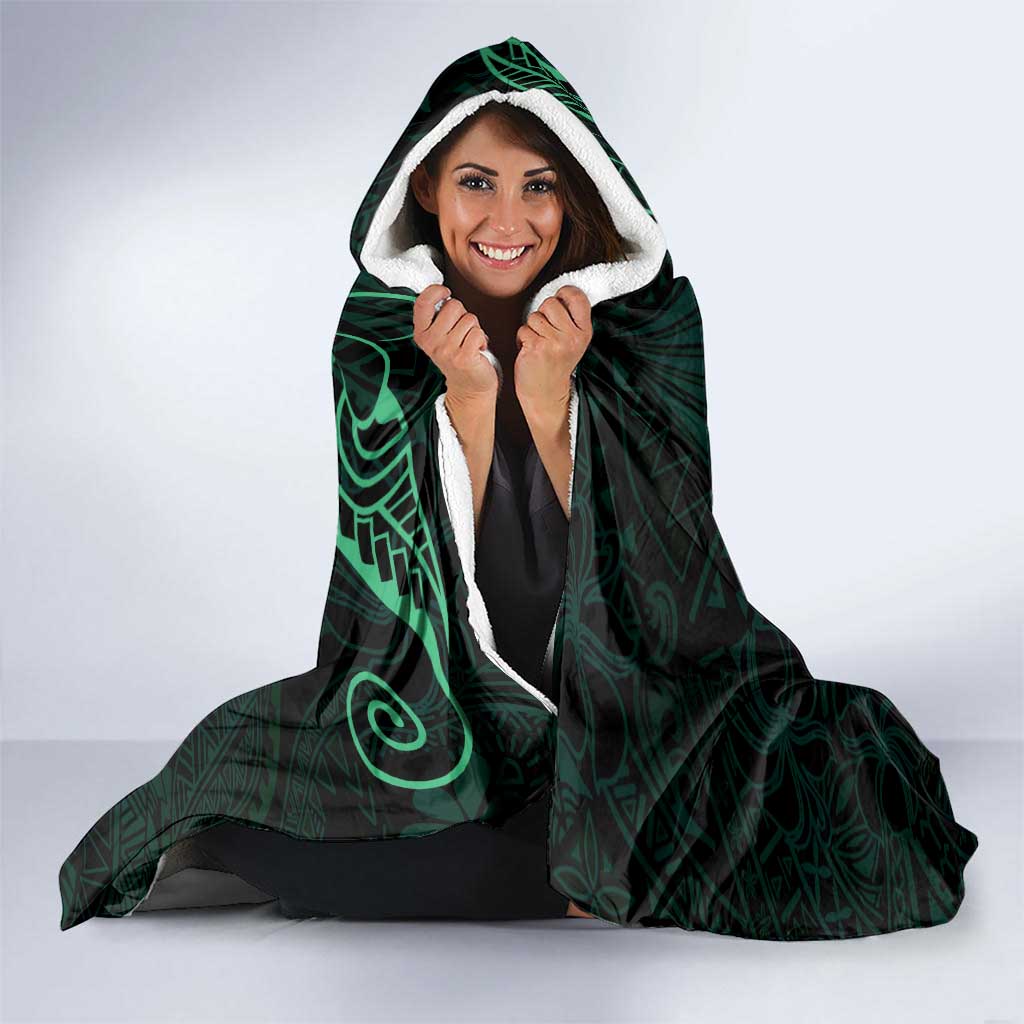 Black Green Polynesian Tribal Hooded Blanket - Polynesian Pride