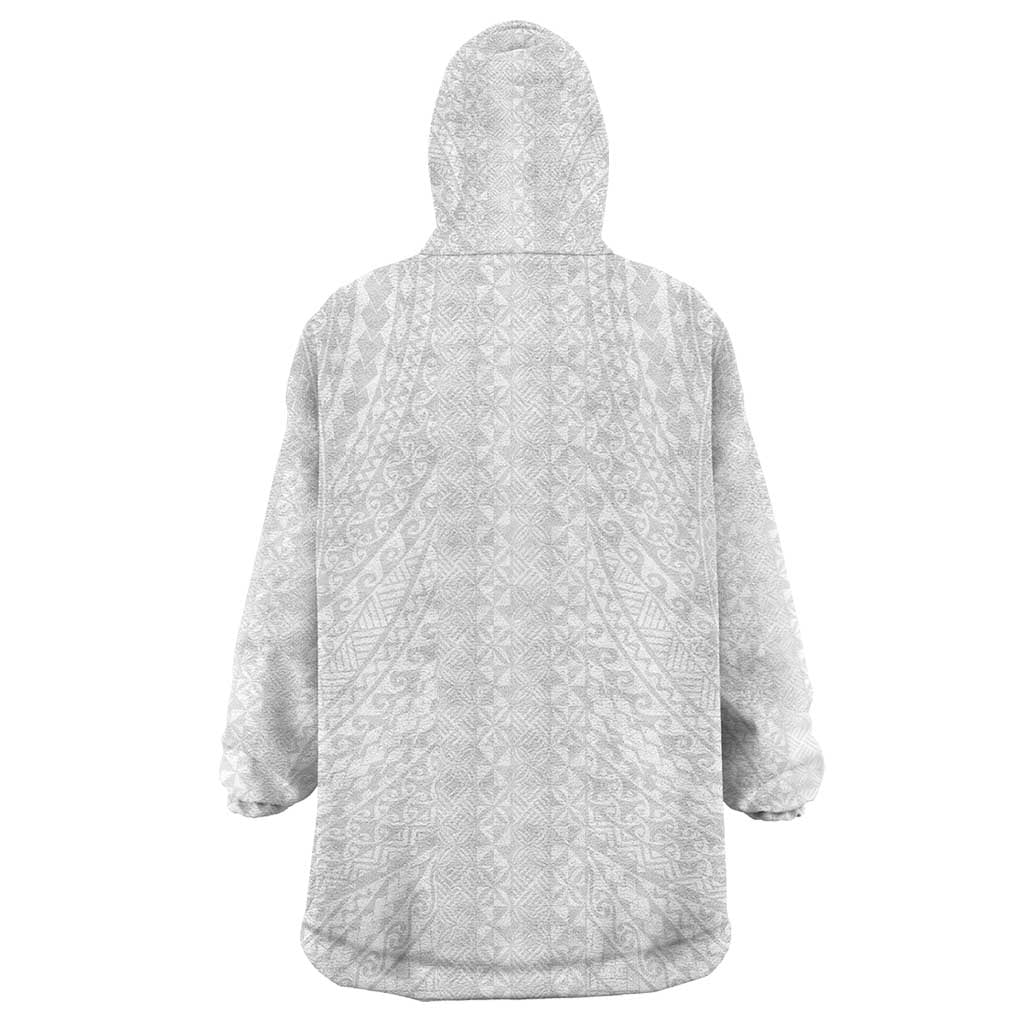 Lotu Tamaiti White Tongan Ngatu Wearable Blanket Hoodie Polynesian Tribal Fonulei Pattern - Polynesian Pride