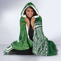 Christmas Hawaii with I'iwi Bird Hooded Blanket Aloha Mele Kalikimaka - Green Art LT9 - Polynesian Pride