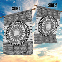 All White Tonga Malo e lelei Garden Flag Vintage Ngatu Tribal Pattern - Polynesian Pride