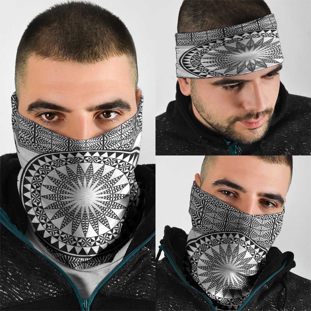 All White Tonga Malo e lelei Neck Gaiter Vintage Ngatu Tribal Pattern - Polynesian Pride