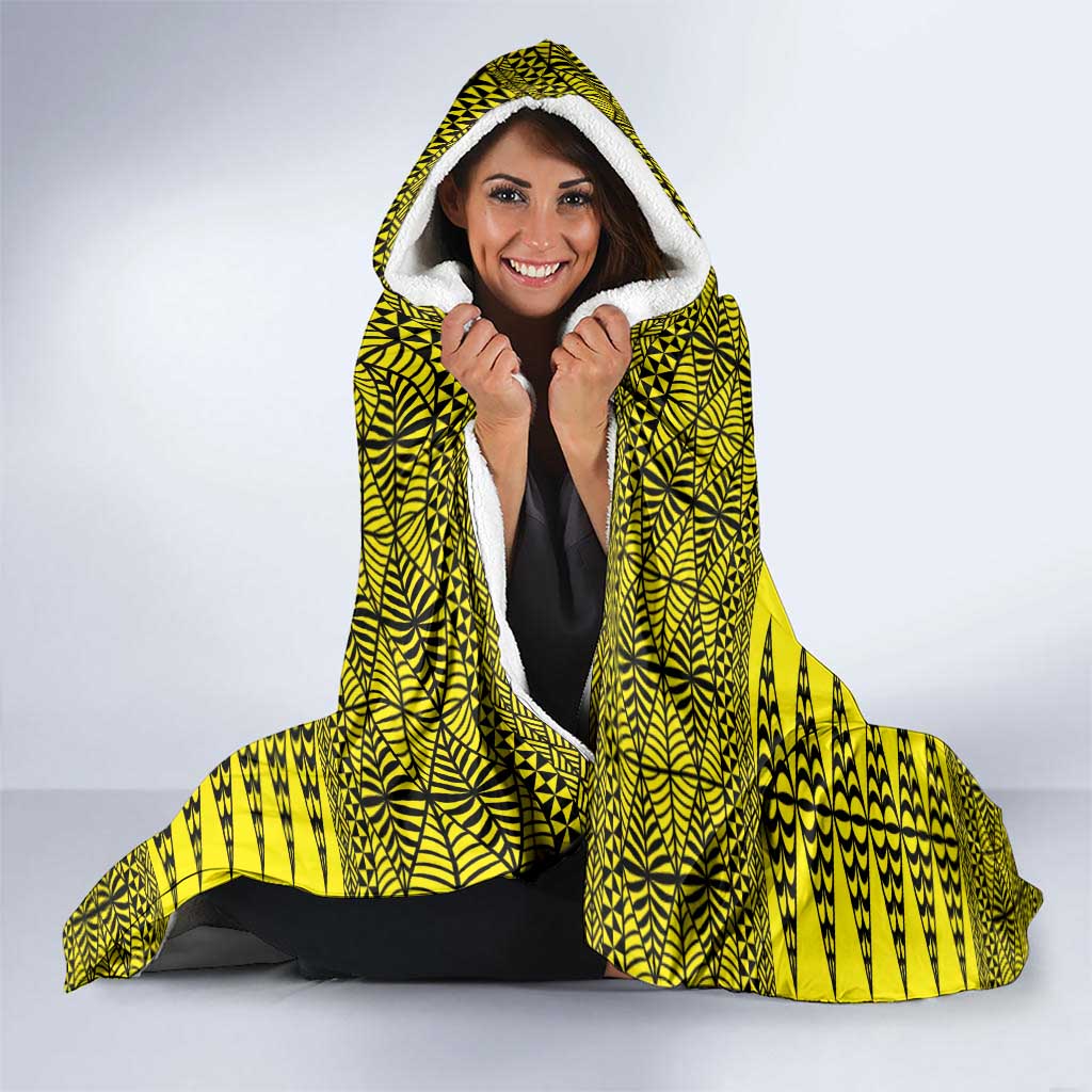 All Yellow Tonga Malo e lelei Hooded Blanket Vintage Ngatu Tribal Pattern - Polynesian Pride