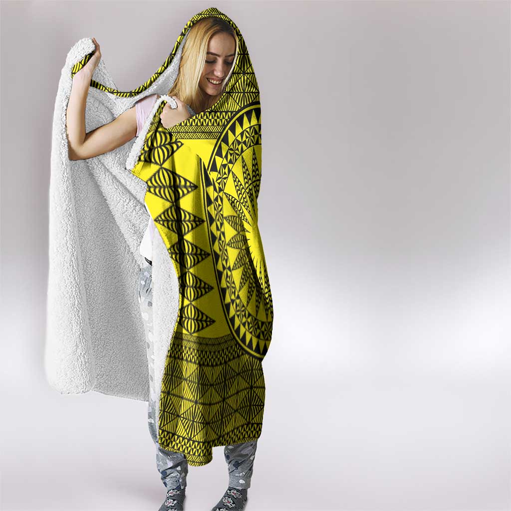 All Yellow Tonga Malo e lelei Hooded Blanket Vintage Ngatu Tribal Pattern - Polynesian Pride