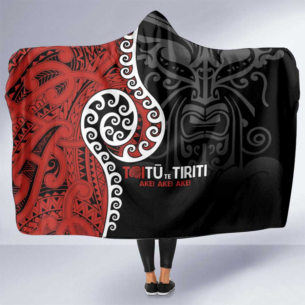 Honour The Treaty New Zealand Hooded Blanket Toitu Te Tiriti Ake!Ake!Ake!