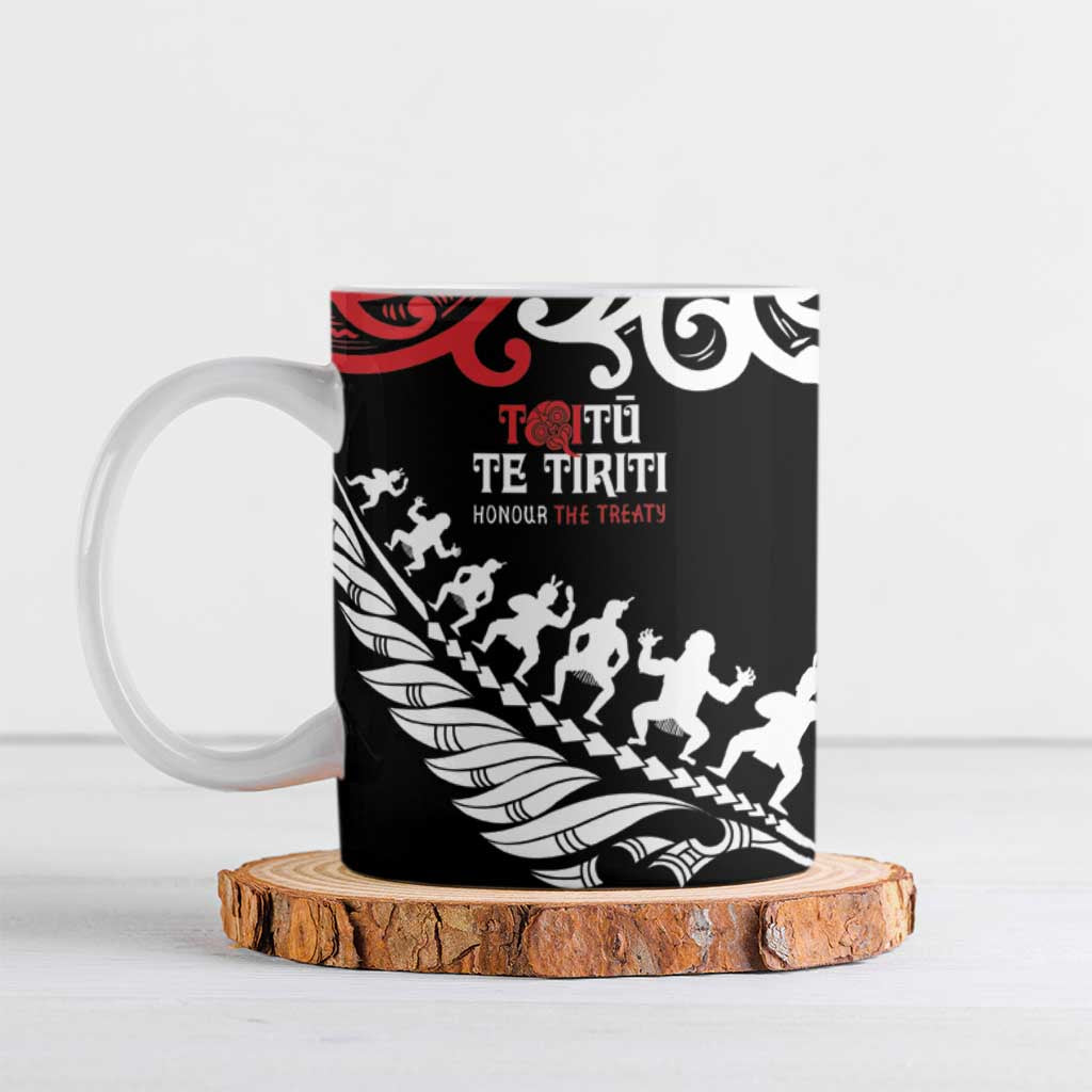 Honour The Treaty New Zealand Personalised Ceramic Mug Toitu Te Tiriti Half Fern Haka Dance - Polynesian Pride