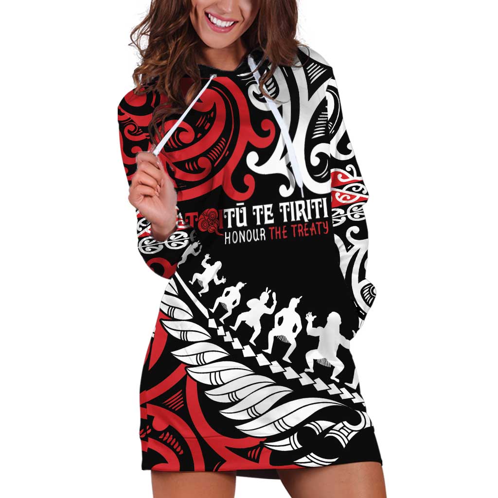 Honour The Treaty New Zealand Personalised Hoodie Dress Toitu Te Tiriti Half Fern with Haka dance