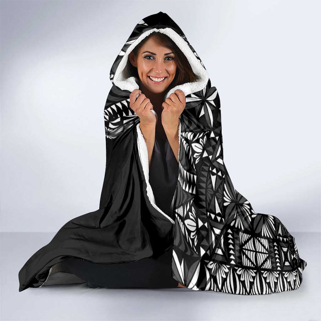 Black Tongan Ngatu Fonulei Pattern Hooded Blanket LT9 - Polynesian Pride