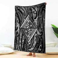 New Zealand Maori Taniko Blanket Black Kowhaiwhai Puhoro