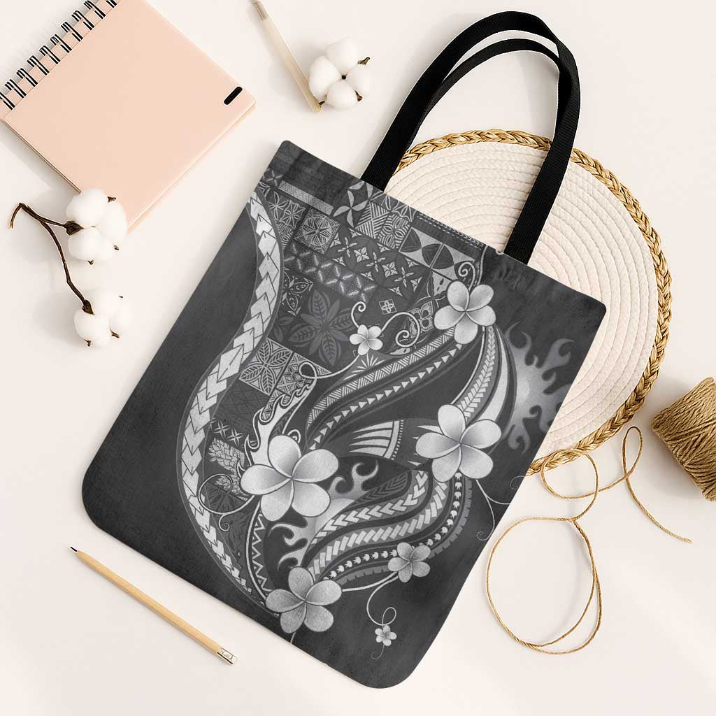 Samoa Siapo Tribal Pattern Tote Bag Light Gray Polynesian Plumeria Tapa Motif LT9 Black Strap One Size Gray - Polynesian Pride