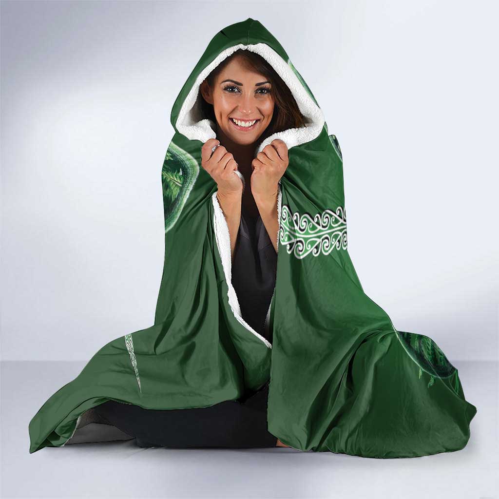 Tui Bird Koru Silver Fern Aotearoa Hooded Blanket LT9 - Polynesian Pride