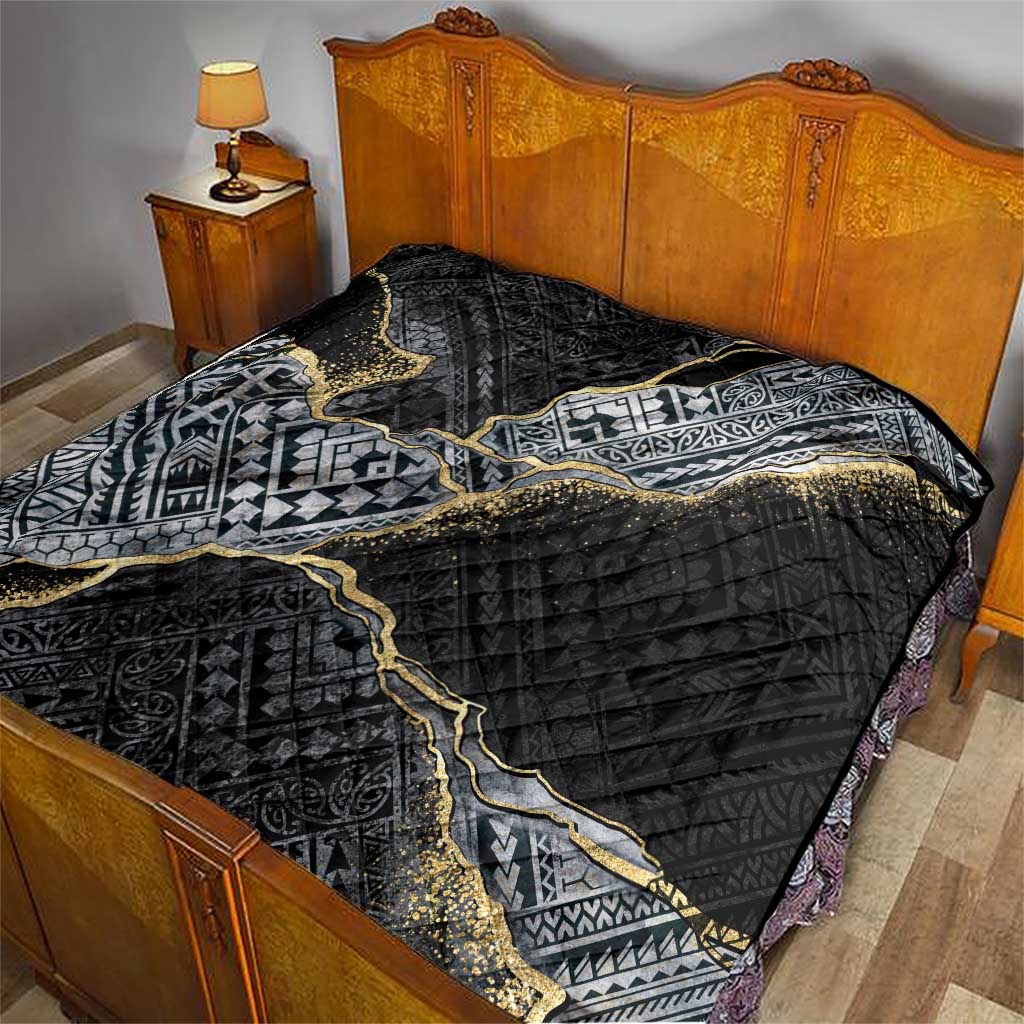 Polynesian Tribal Tattoo Quilt Dark Marble Pattern