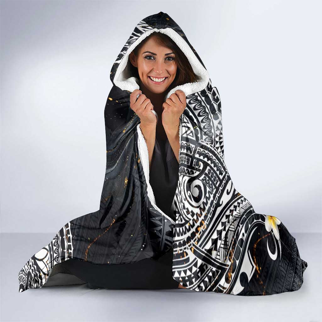 Polynesian Tribal Tattoo Hooded Blanket Plumeria Black Gold Marble Pattern LT9 - Polynesian Pride