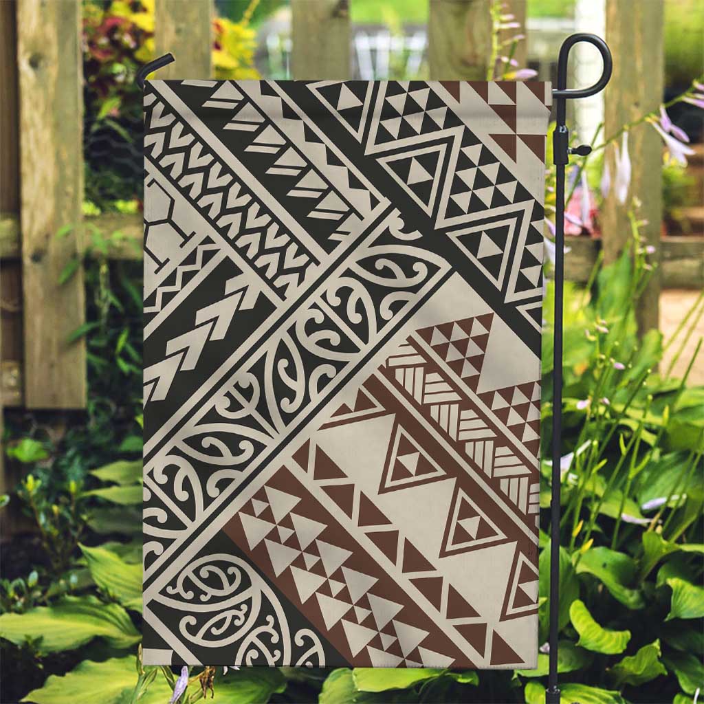 Niho Taniwha Kowhaiwhai Garden Flag LT9 Garden Flag Beige - Polynesian Pride