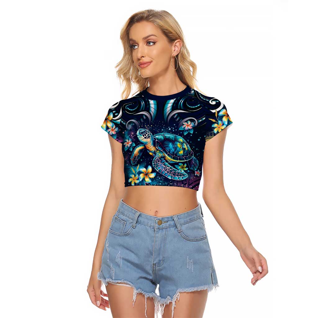 Plumeria Turtles Traditional Tribal Raglan Cropped T Shirt