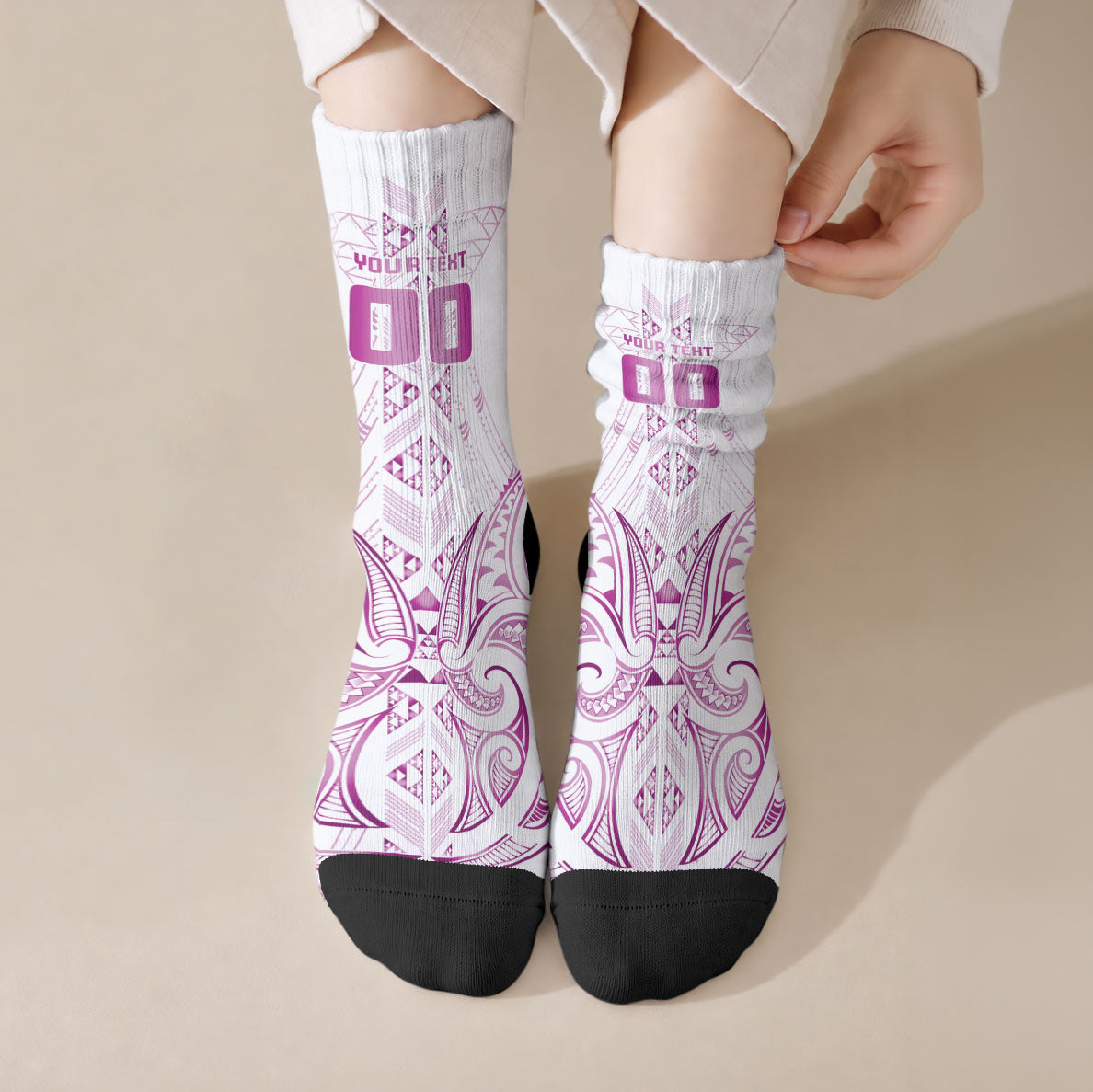 Maori Rugby Custom Ngaru Mangopare Crew Socks Mawhero Niho Taniwha Motif LT9 Crew Socks Pink - Polynesian Pride