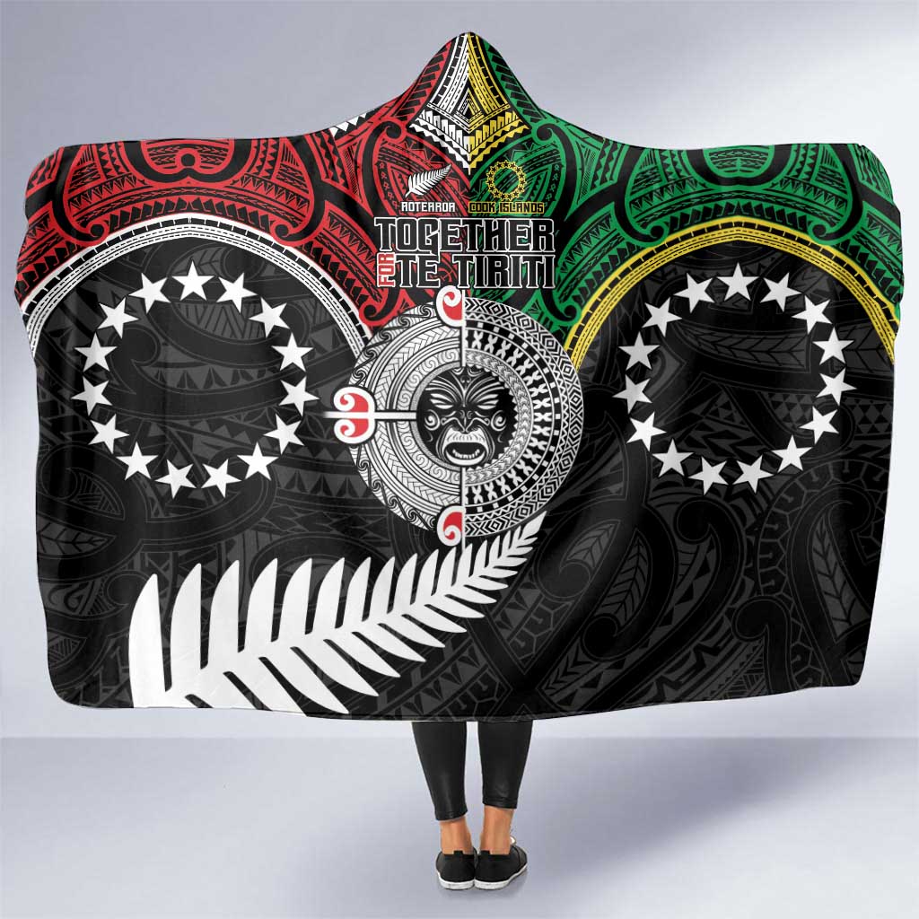 Aotearoa and Cook Islands Mo Te Tiriti Hooded Blanket New Zealand Honour The Treaty Ake!Ake!Ake! LT9 One Size Green - Polynesian Pride