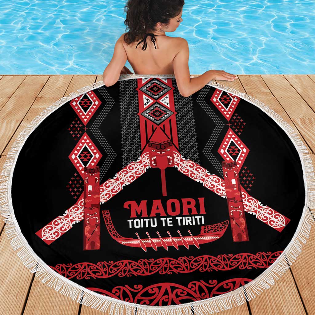 Toitu Te Tiriti Waitangi Beach Blanket Black Wharenui House - Polynesian Pride