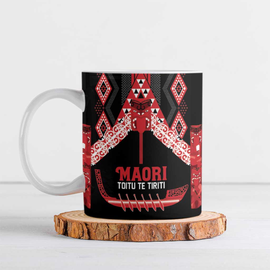 Toitu Te Tiriti Waitangi Ceramic Mug Black Wharenui House - Polynesian Pride