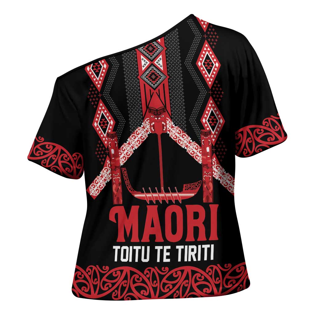 Toitu Te Tiriti Waitangi Cross Shoulder Shirt Black Wharenui House LT9 - Polynesian Pride