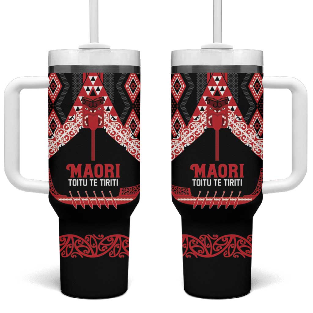 Toitu Te Tiriti Waitangi Tumbler With Handle Black Wharenui House - Polynesian Pride