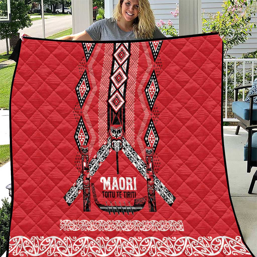 Toitu Te Tiriti Waitangi Quilt Red Wharenui House - Polynesian Pride