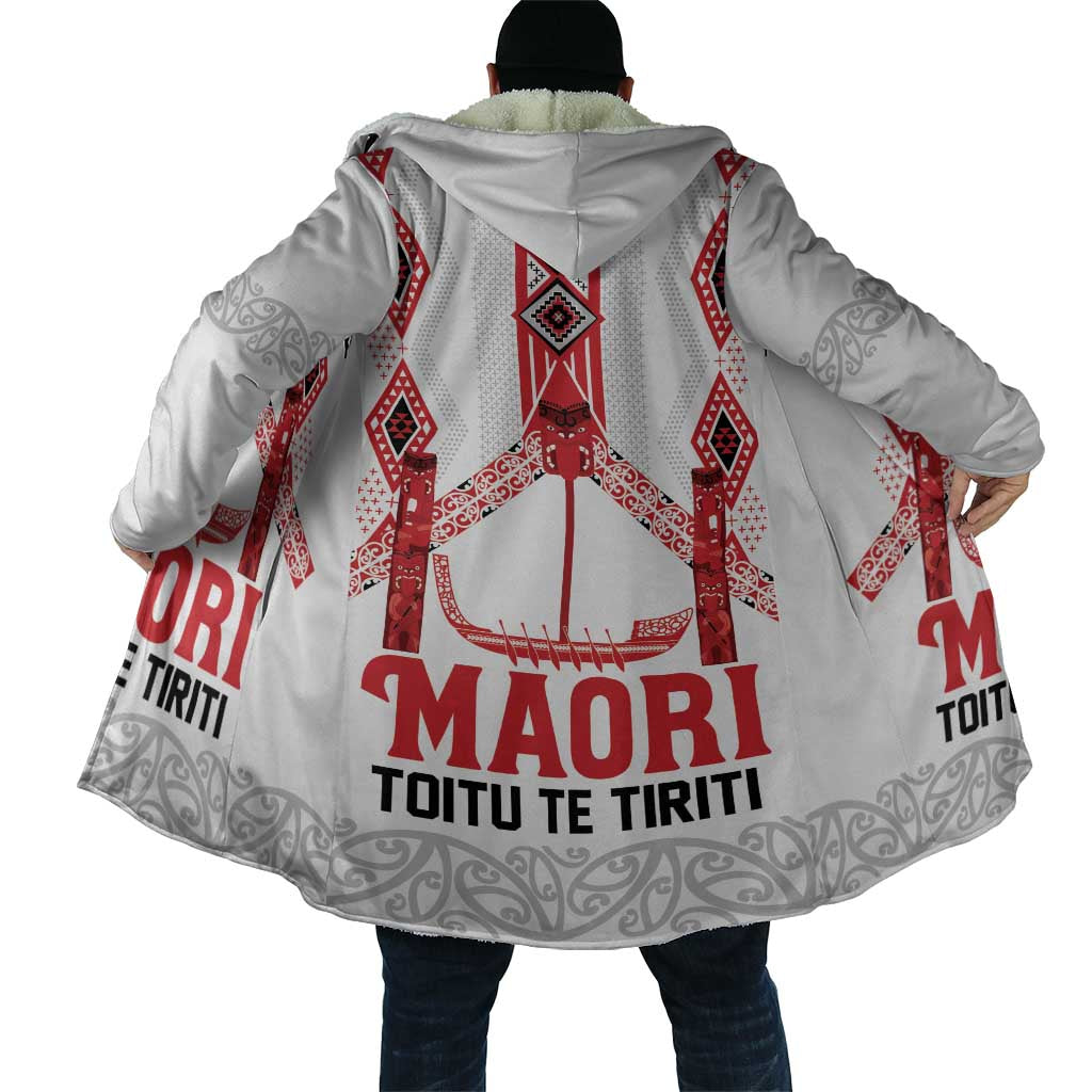 Toitu Te Tiriti Waitangi Cloak White Wharenui House - Polynesian Pride