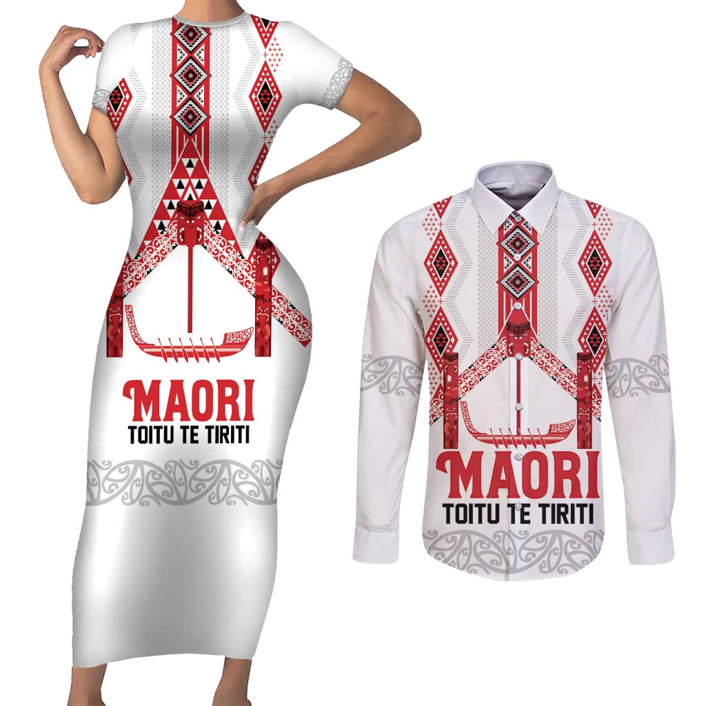 Toitu Te Tiriti Waitangi Couples Matching Short Sleeve Bodycon Dress and Long Sleeve Button Shirt White Wharenui House - Polynesian Pride
