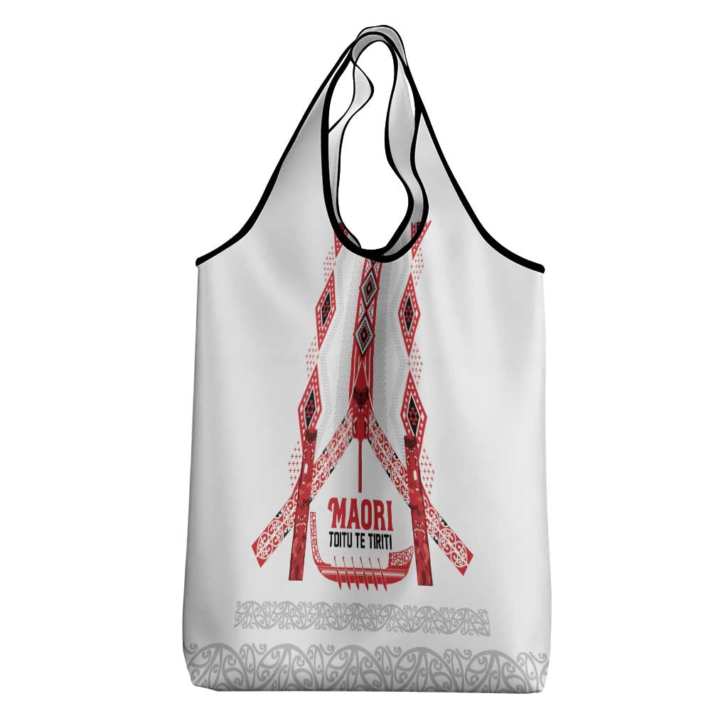 Toitu Te Tiriti Waitangi Grocery Bag White Wharenui House - Polynesian Pride